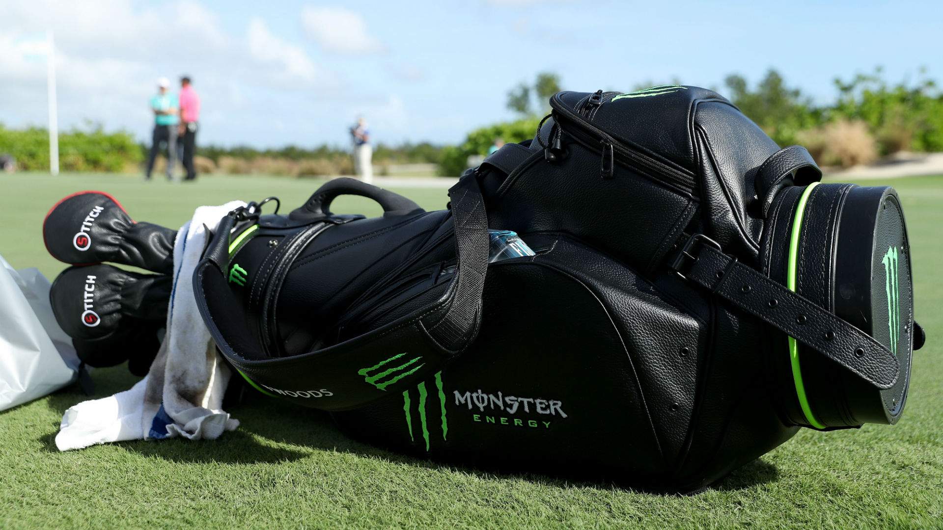 The is roasting Tiger Woods' new golf bag Golf Sporting News