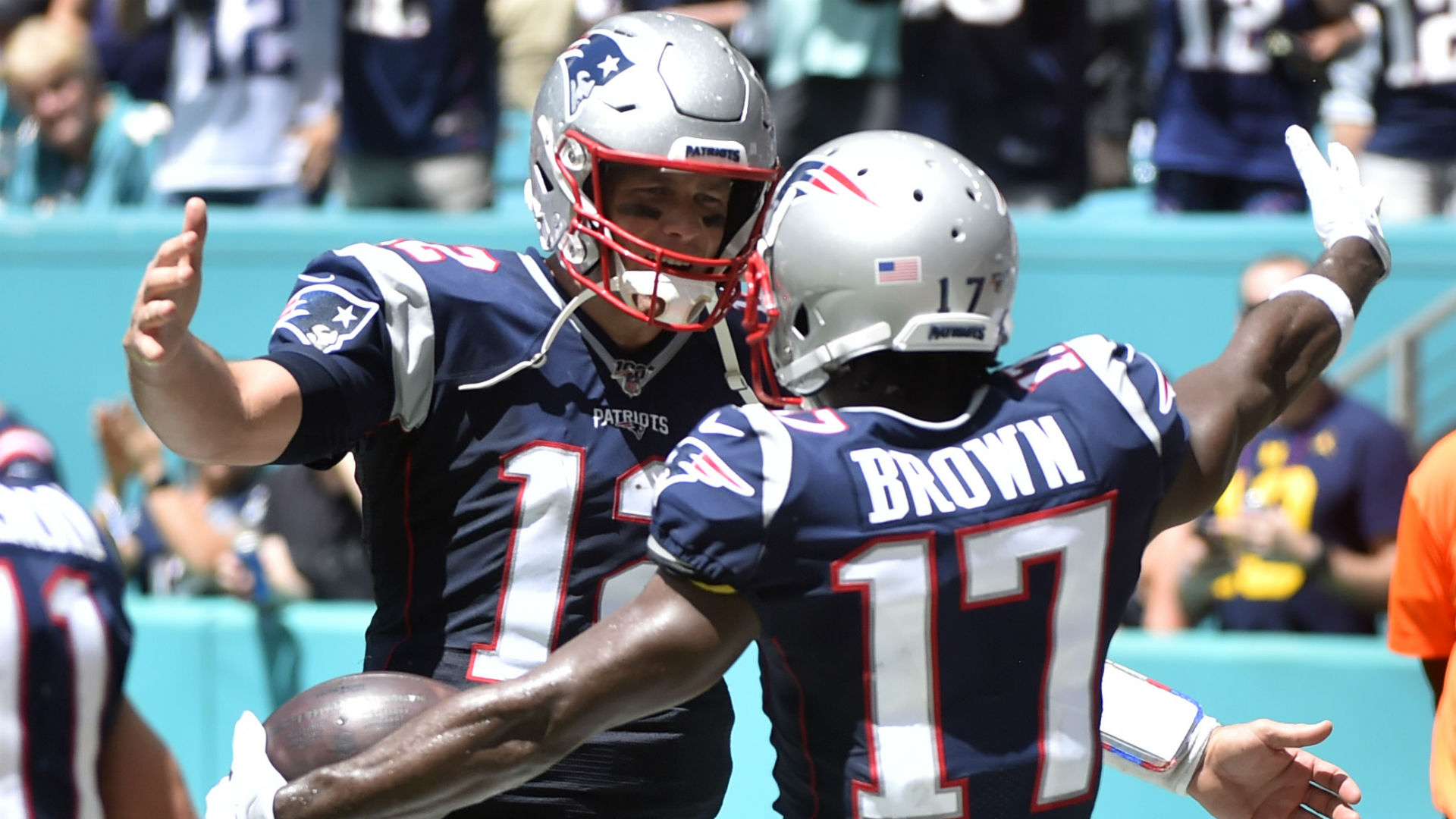 Will Antonio Brown follow Tom Brady to Buccaneers? 'Impression' is QB wants to reunite with WR