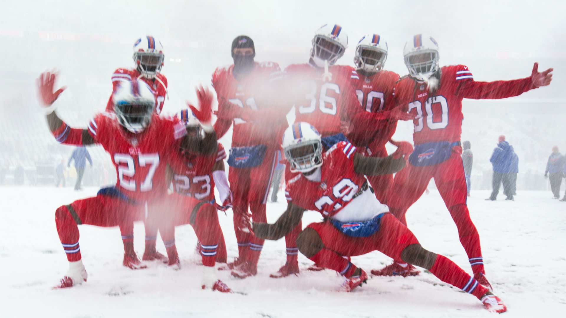 Snow way! Bills play Colts in blizzardlike conditions at New Era Field