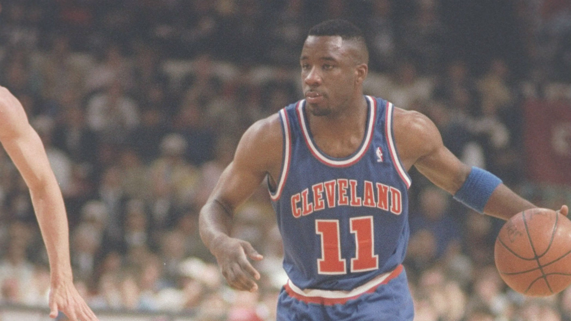 Cleveland Cavaliers uniform history Wine and gold, black and blue