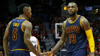 LeBron-James-JR-Smith-FTR-Getty-052115
