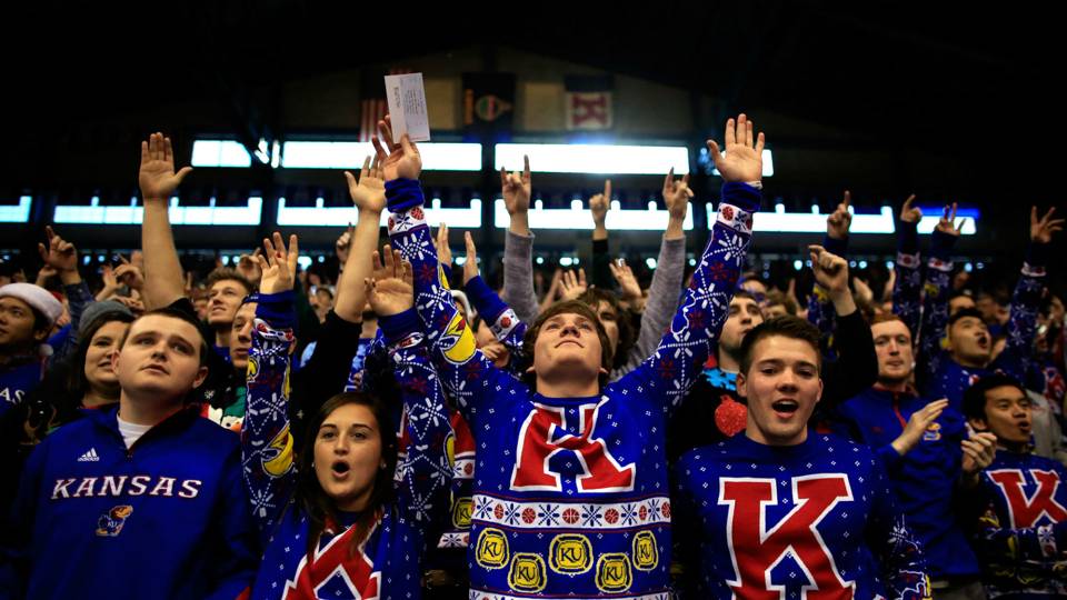 Kansas fans stick around to show love for Oklahoma's Buddy Hield NCAA
