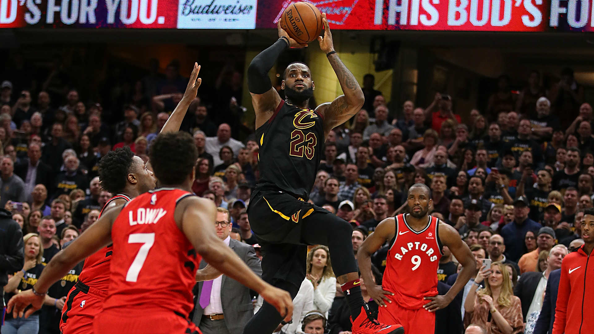 LeBron James' game-winner vs. Raptors causes Twitter frenzy among NBA