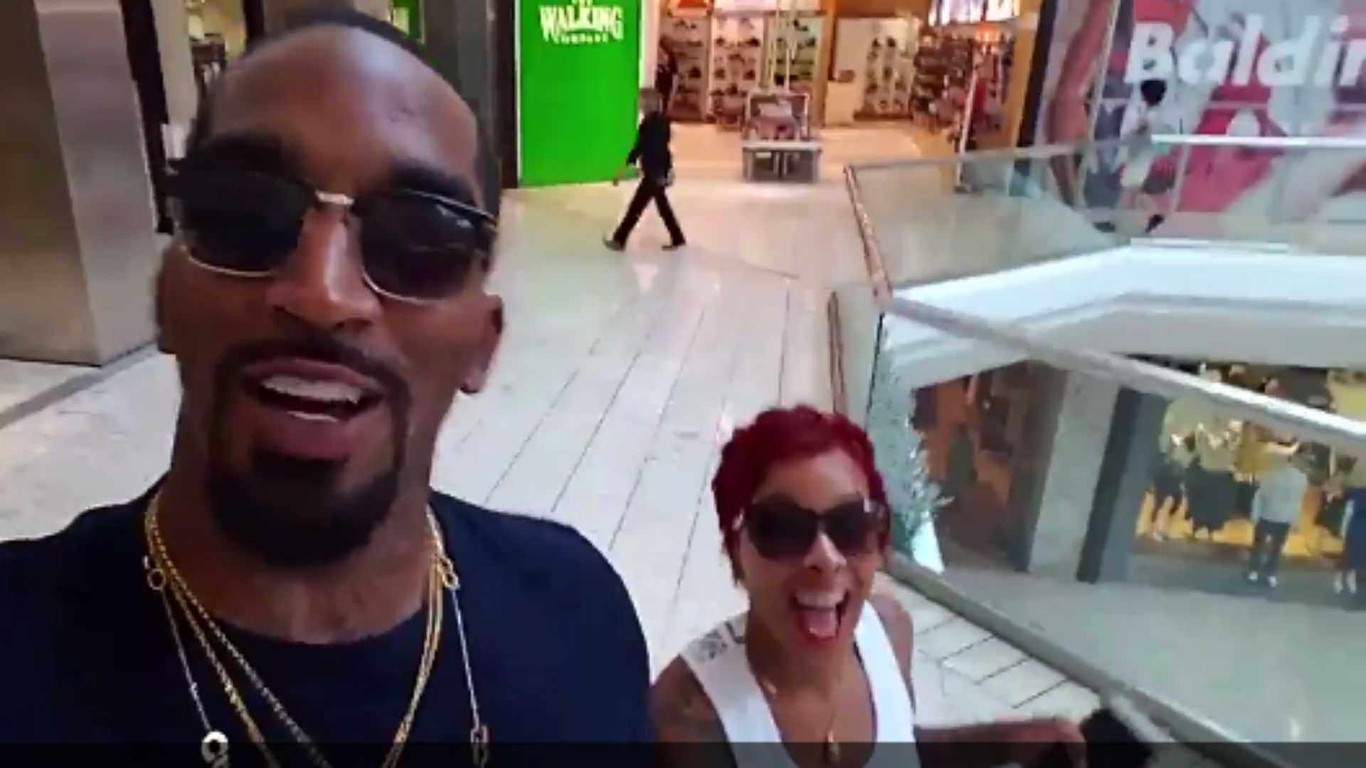 Watch J R Smith Gets Married Honeymoons At The Mall Nba Sporting