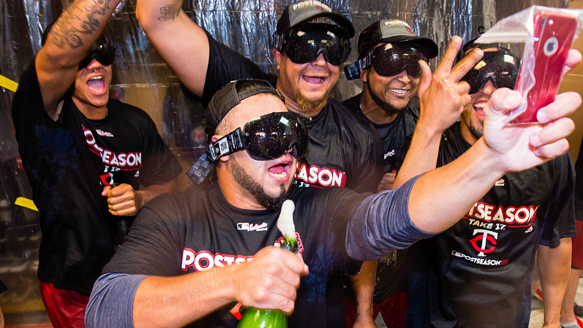 Minnesota Twins somehow headed to playoffs one year after 100-loss season Minnesota Twins somehow headed to playoffs one year after 100-loss season