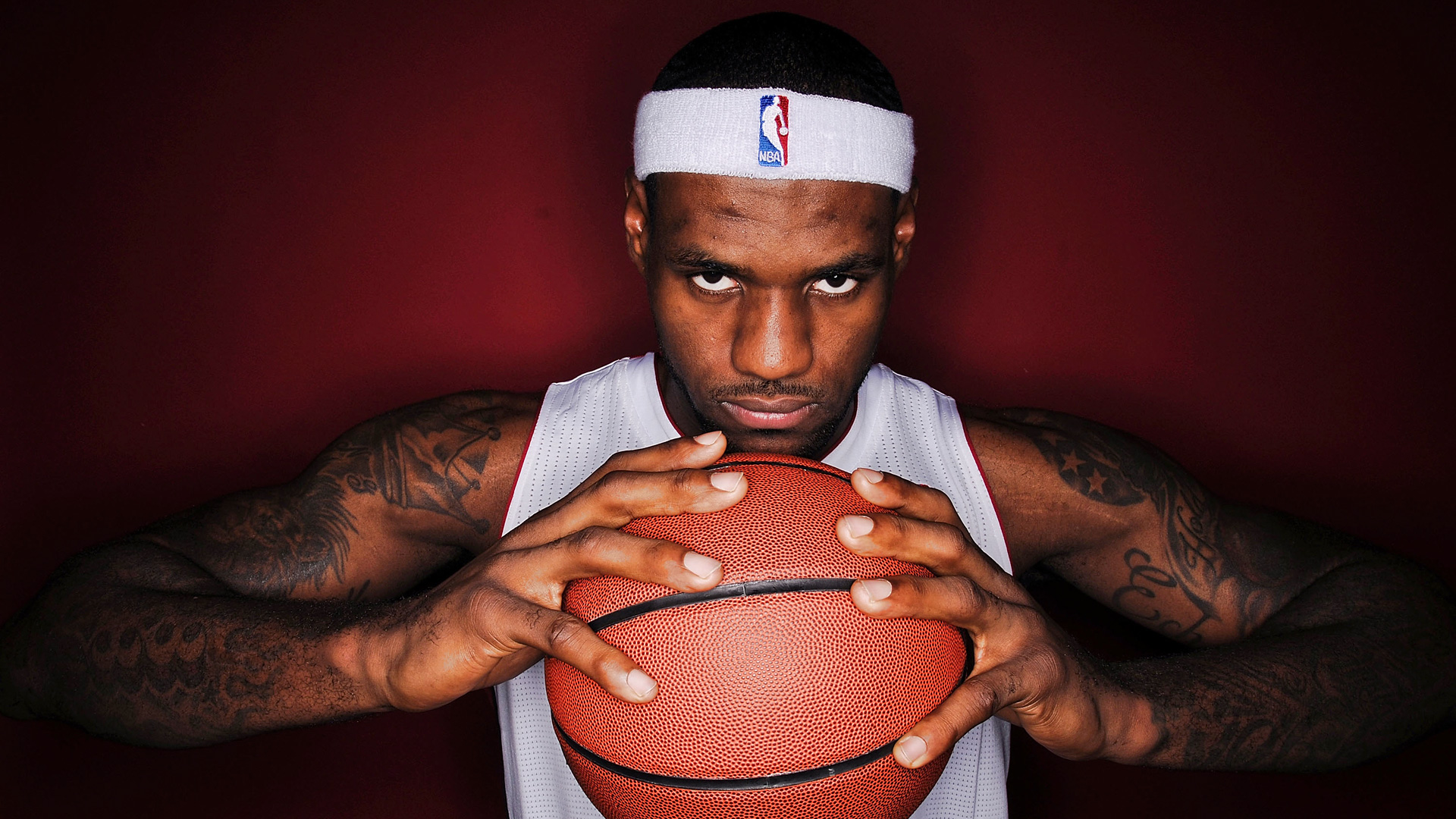 30 Photos To Celebrate LeBron James' 30th Birthday | Sporting News