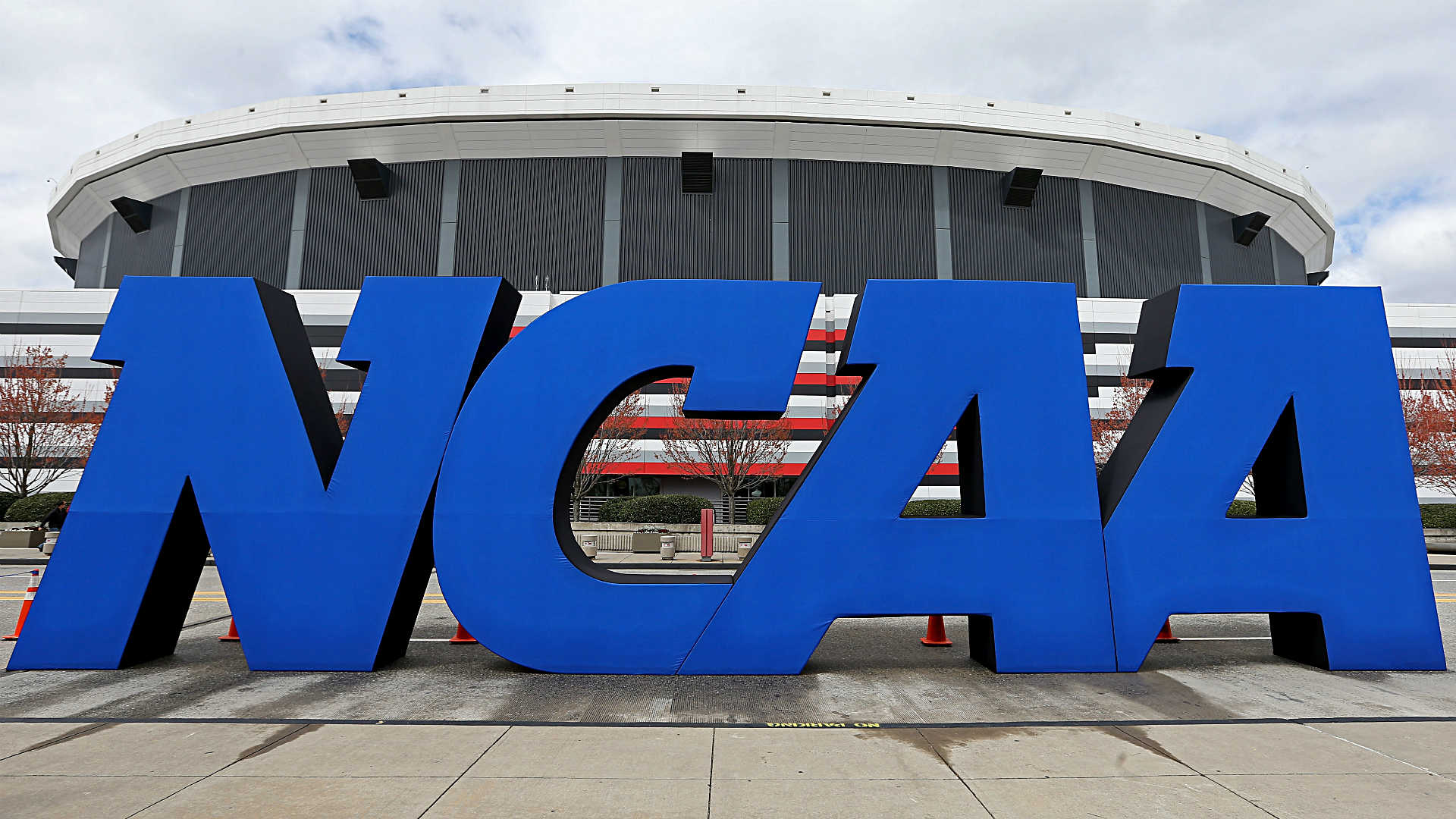 NCAA to enact guidelines to offset non-traumatic deaths, won't punish schools that don't abide by them