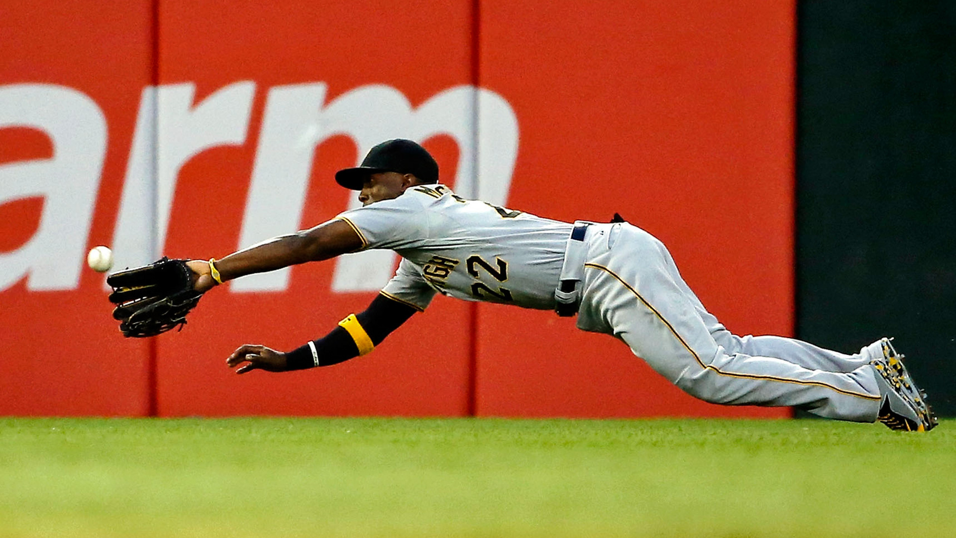 Would a trade boost Andrew McCutchen's Baseball Hall of Fame