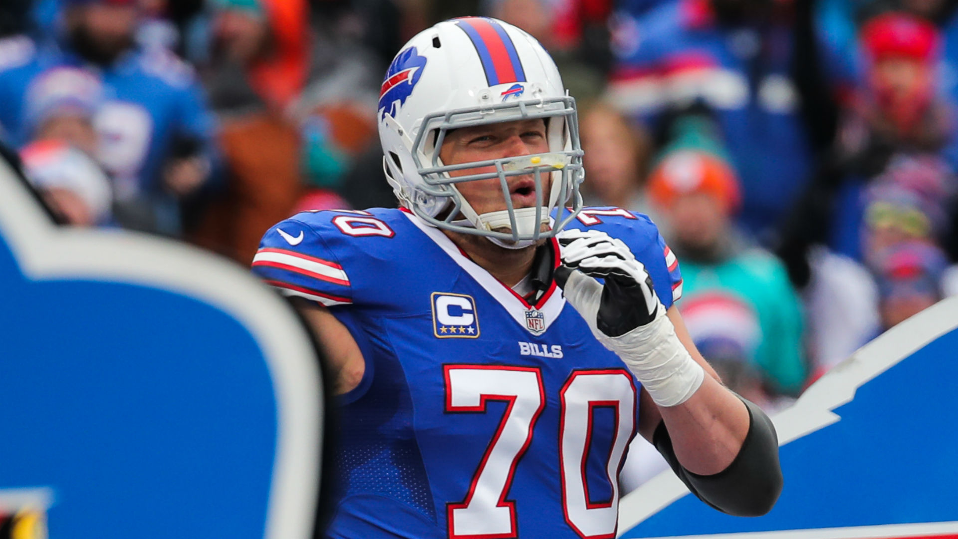 Chance to see birth of son gives Eric Wood silver lining to Bills' playoff loss