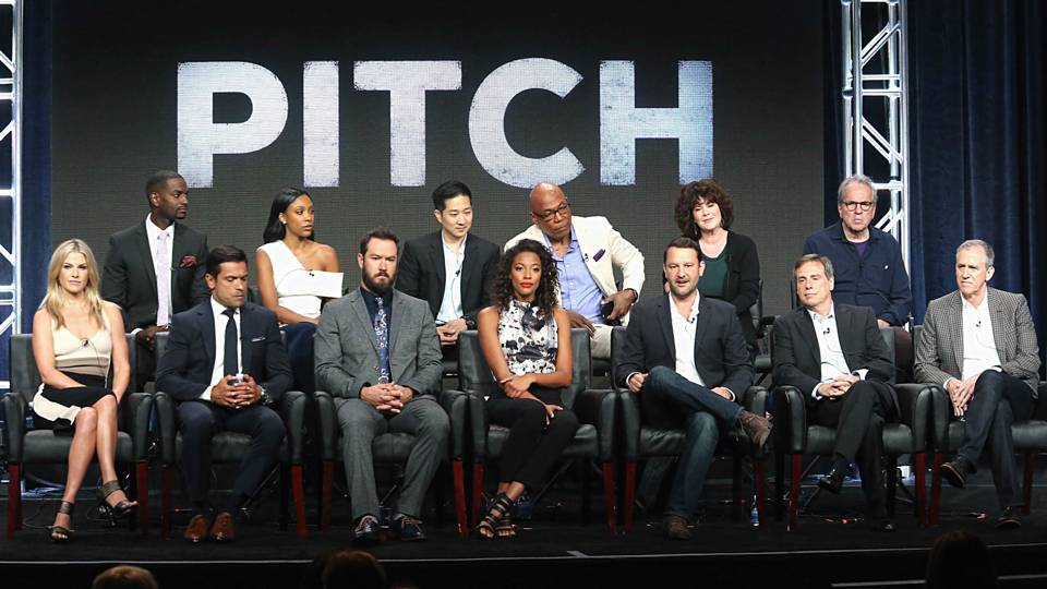 'Pitch' out: Fox cancels show about first female player ...