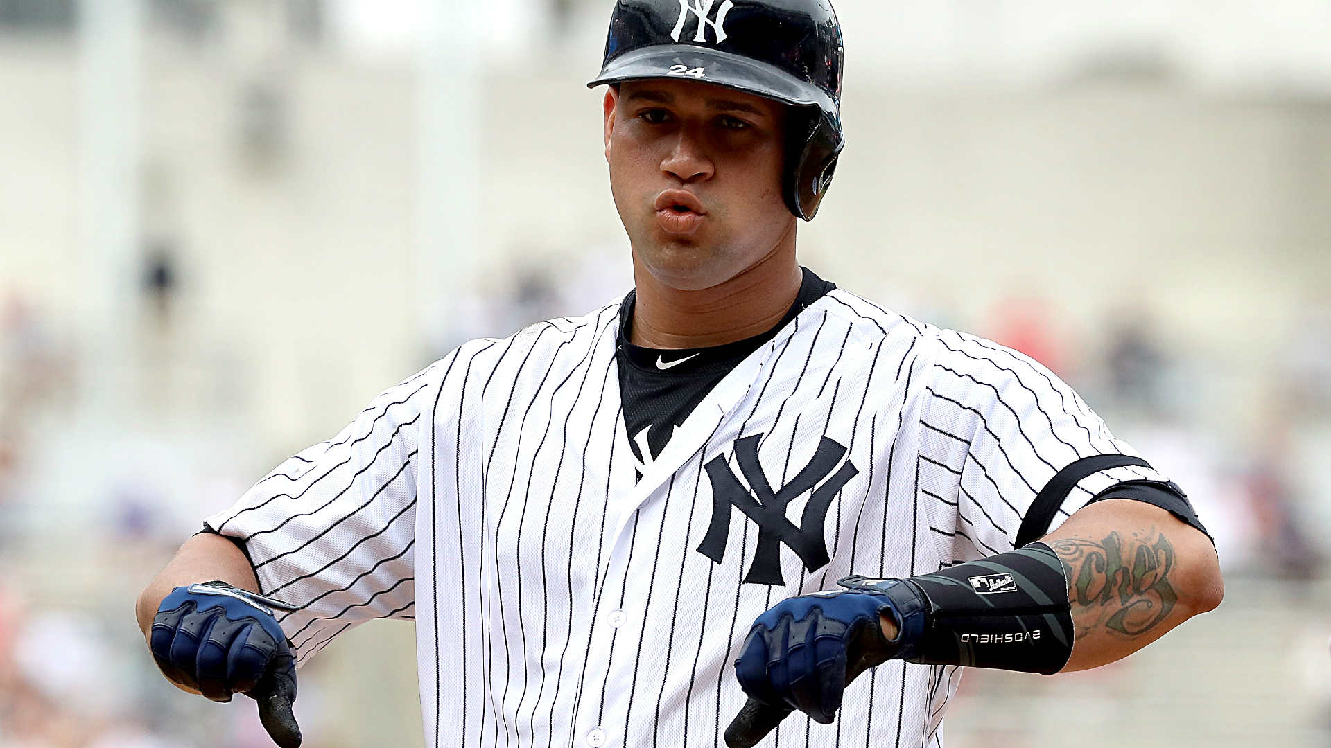 Fan at Yankee Stadium yells out catcher's location, gets tossed Fan at Yankee Stadium yells out catcher's location, gets tossed