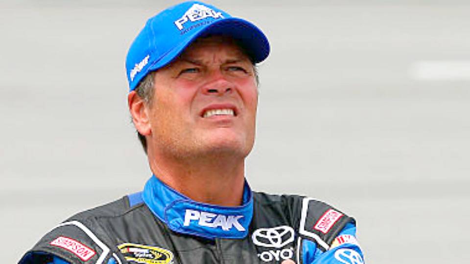 Michael Waltrip wrecks at Talladega, sparks Twitter debate | NASCAR