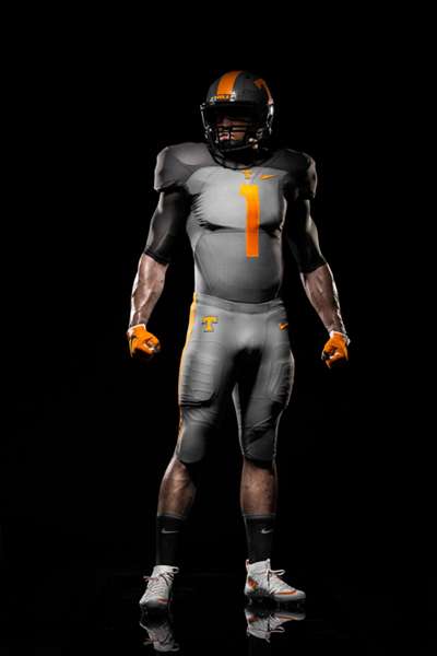 Nike Reveals Tennessee's New Football And Basketball Uniforms 