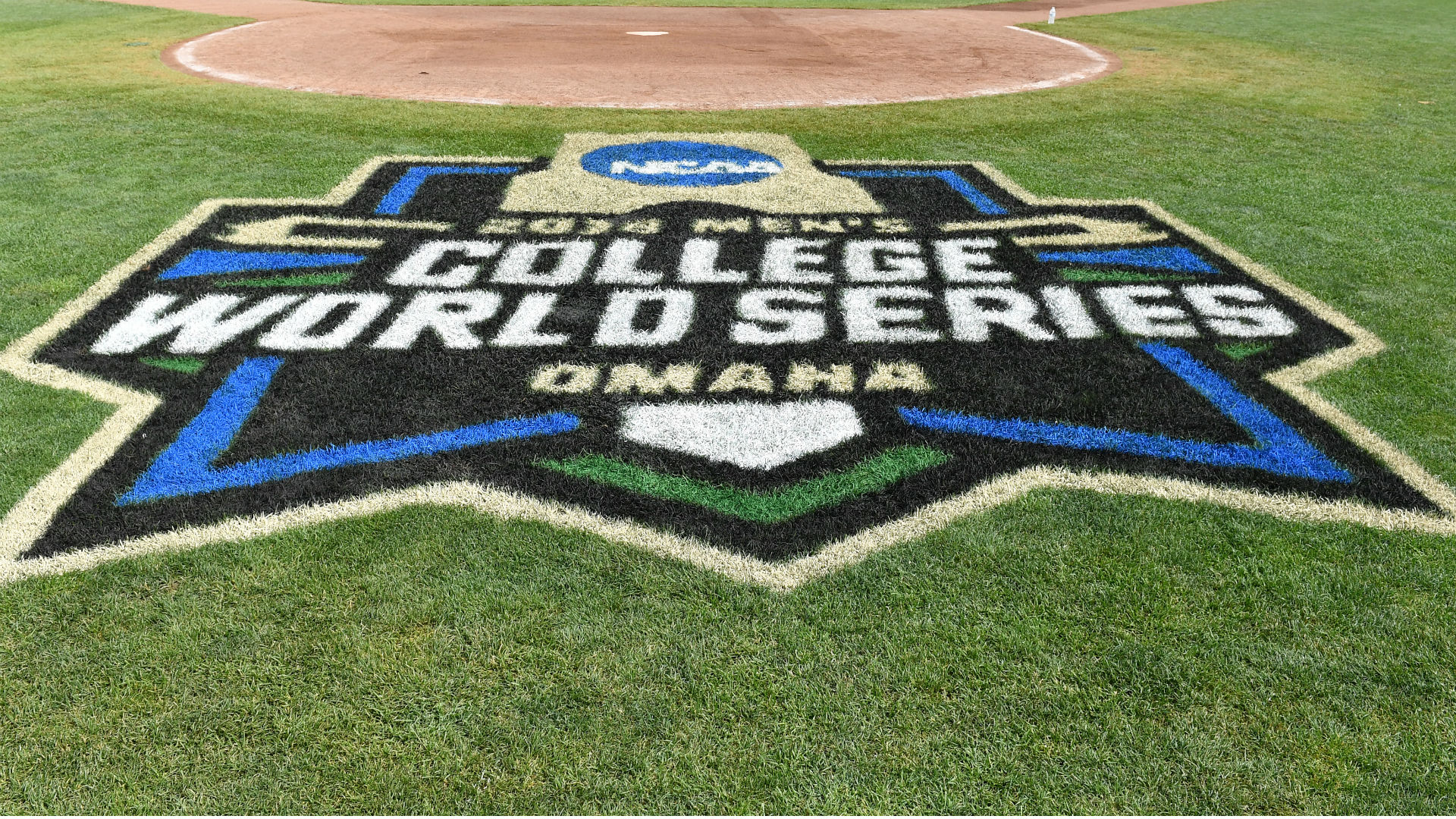 College World Series 2018 results: Oregon State steals Game 2 from Arkansas with ninth-inning heroics