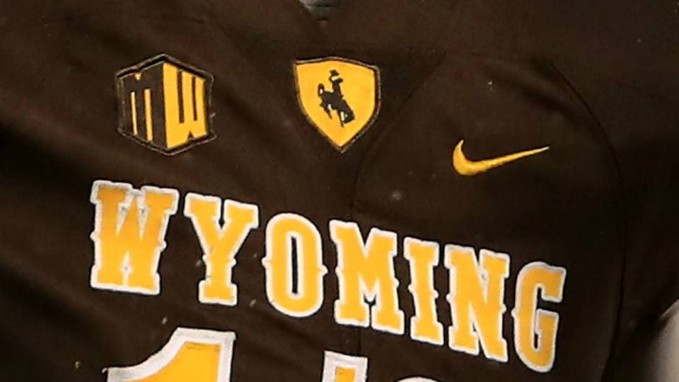 Wyoming punter Tim Zaleski completely missed the football on punt