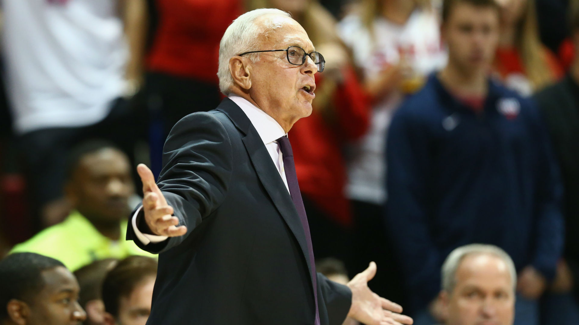 At SMU, Larry Brown Did What He Does Best: Coach Basketball, Leave ...