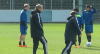 Vidéo - Leverkusen - Hyypia prend la porte Vidéo - Leverkusen - Hyypia prend la porte