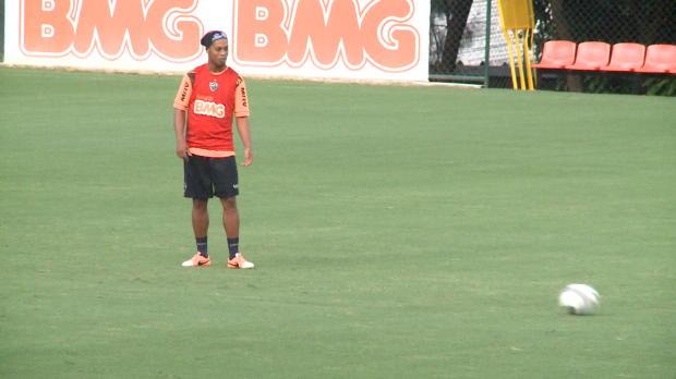 Foot Transfert, Mercato : Transferts - Ronaldinho quitte l'Atletico Mineiro (Officiel)