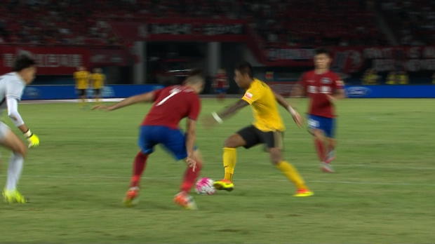 POTD - Paulinho's magic feet for Guangzhou
