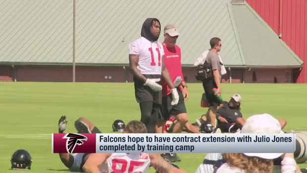 Atlanta Falcons quarterback Matt Ryan discusses how wide receiver Julio Jones' absence from team workouts affects chemistry Atlanta Falcons quarterback Matt Ryan discusses how wide receiver Julio Jones' absence from team workouts affects chemistry