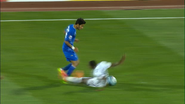 Juma Saeed's sickening scissor tackle in Asian Champions League