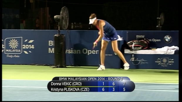  : WTA - Kuala Lumpur - Pliskova passe nerfs sur sa raquette