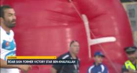 Brisbane Roar have confirmed the signing of former Melbourne Victory winger Fahid Ben Khalfallah. 