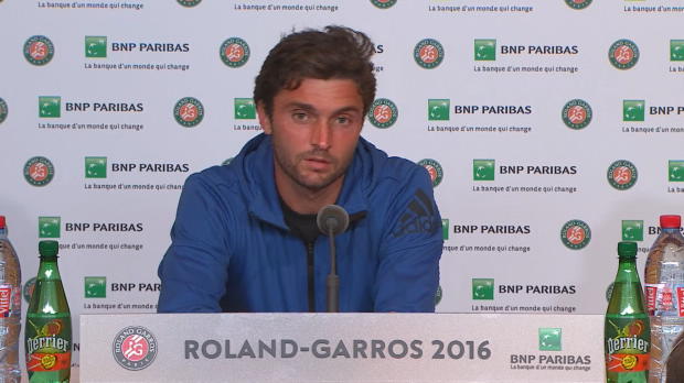  : NEWS - Roland-Garros - Simon impressionn par l'attitude de Pella