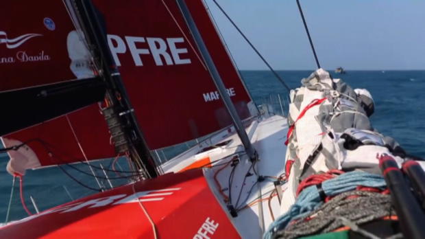 Dongfeng closing in on third leg victory