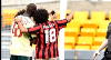 Vidéo - Amical - Deux fans prennent un selfie avec Balotelli... en plein match Vidéo - Amical - Deux fans prennent un selfie avec Balotelli... en plein match