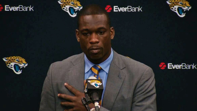 Jacksonville Jaguars linebacker Telvin Smith gets emotional during speech at Paul Posluszny's retirement ceremony Jacksonville Jaguars linebacker Telvin Smith gets emotional during speech at Paul Posluszny's retirement ceremony