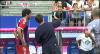 Vidéo - Telekom Cup - Il envahit le terrain et prend un selfie Vidéo - Telekom Cup - Il envahit le terrain et prend un selfie