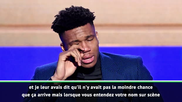 Basket : NBA Awards - Giannis - "Je ne m'attendais pas à être ému"