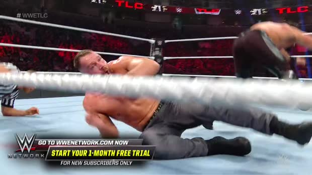 Dean Ambrose and Seth Rollins fight tooth-and-nail for the Intercontinental Title: WWE TLC 2018 (WWE Network Exclusive) Dean Ambrose and Seth Rollins fight tooth-and-nail for the Intercontinental Title: WWE TLC 2018 (WWE Network Exclusive)