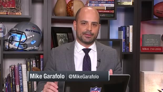 NFL Network's Mike Garafolo: Pittsburgh Steelers running back Le'Veon Bell's free agency deal likely to near $15 million per year NFL Network's Mike Garafolo: Pittsburgh Steelers running back Le'Veon Bell's free agency deal likely to near $15 million per year