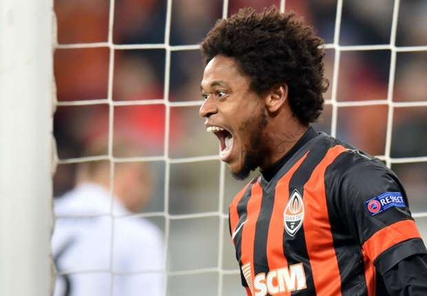 luiz-adriano-shakhtar-x-bate_gc57rcnixcz910zvhs779mfi2.jpg