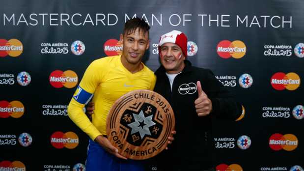 Neymar é eleito o melhor em campo de Brasil 2 x 1 Peru