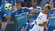 Bobby Wood Halil Altintop Hamburg Augsburg Bundesliga 043017