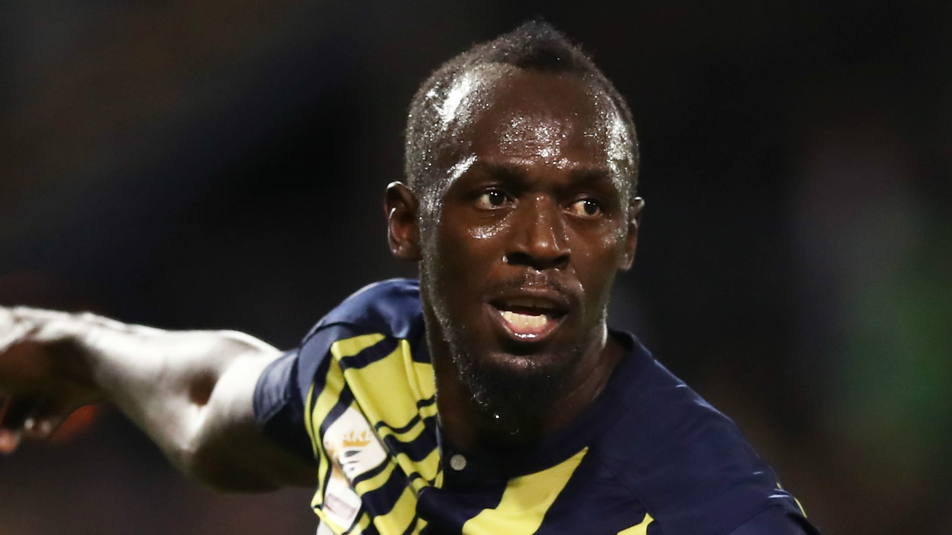 再练一百年也不够格