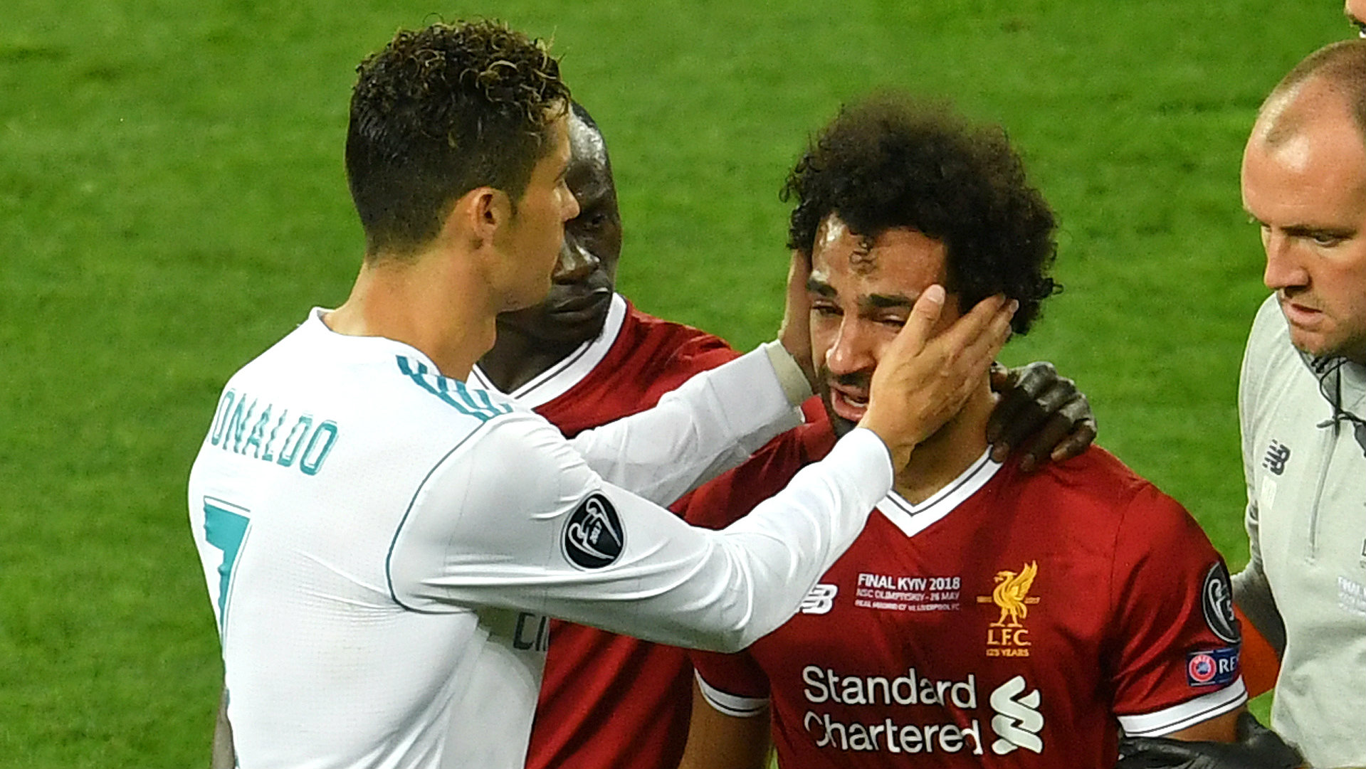 Mohamed Salah statue: Liverpool star matches Cristiano Ronaldo after bizarre statue ...