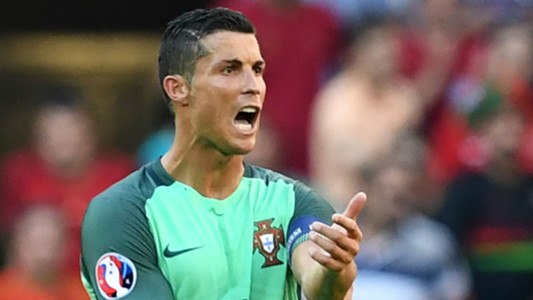 How Fernando Santos can get the best out of Portugal... and Cristiano ...