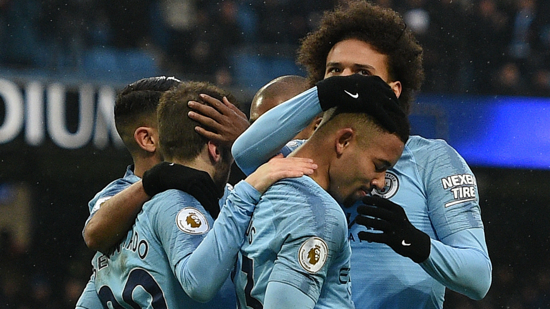 Jurgen Klopp insists Manchester City are Premier League favourites