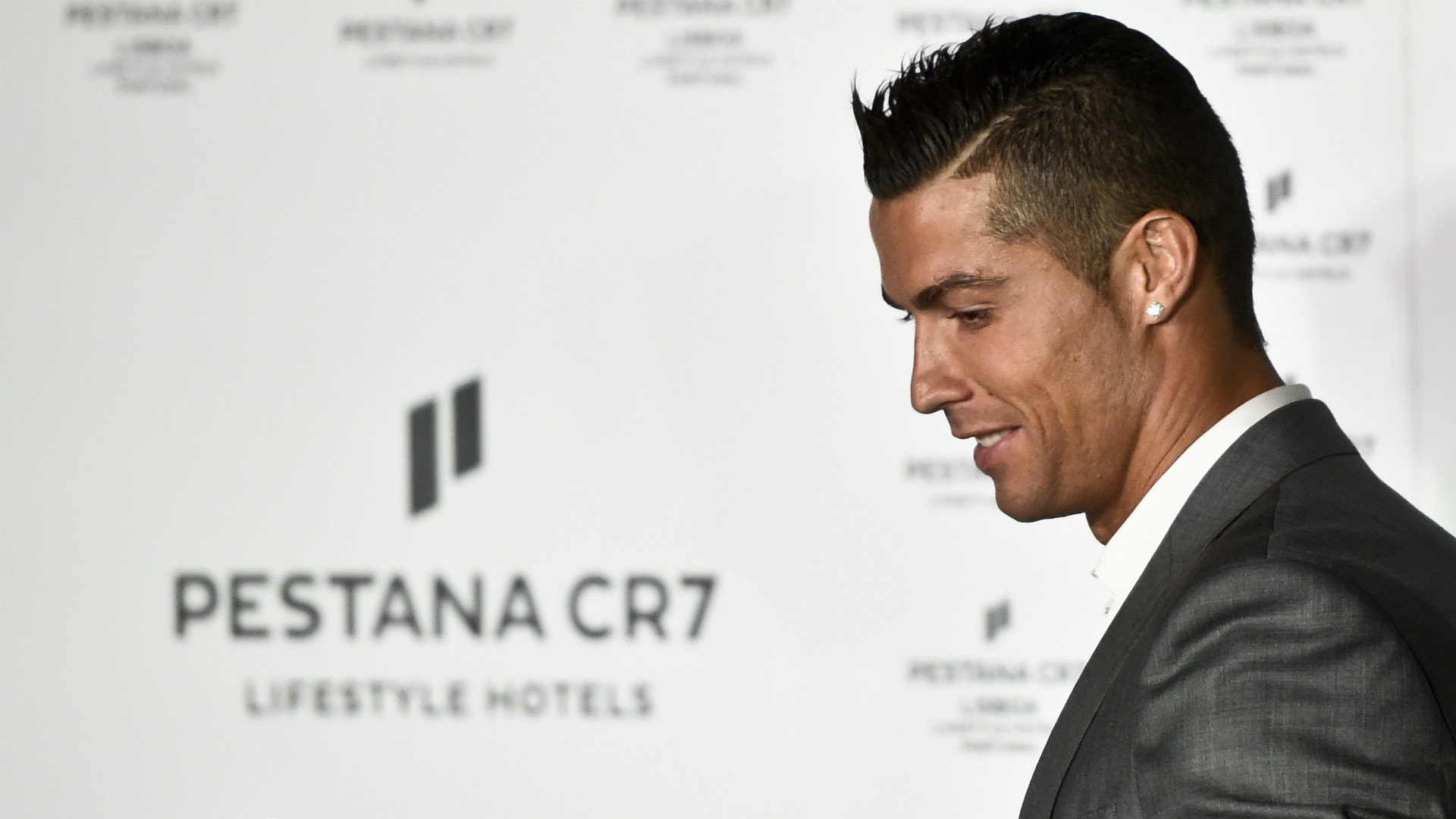 Berapa Kekayaan Bersih Cristiano Ronaldo Berapa Gaji Bintang Real