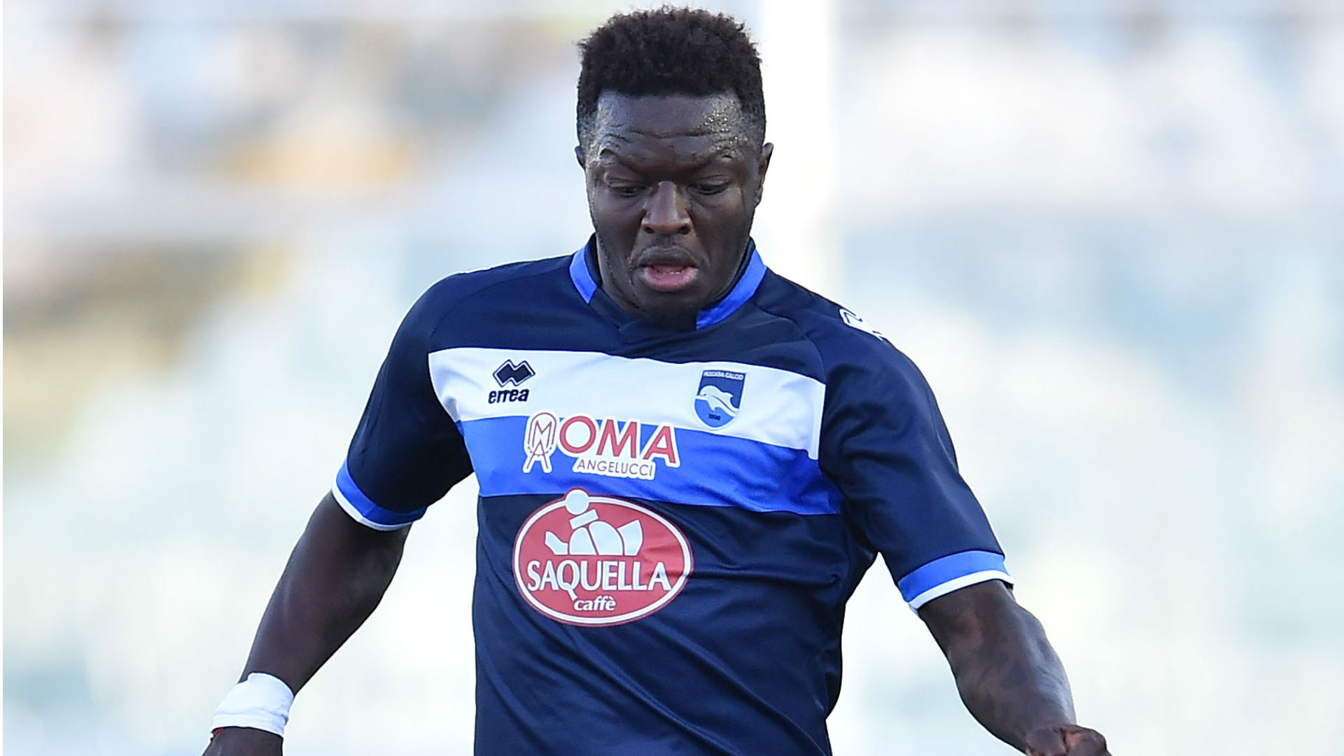 Sequestrato il Suv di Muntari Sequestrato il Suv di Muntari
