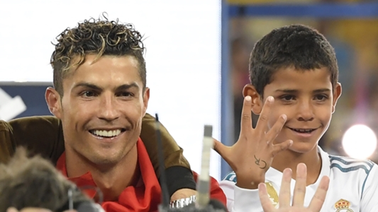 Sporting Lisbon menghubungi ibu kandung Cristiano Ronaldo Sporting Lisbon Ingin Cristiano Ronaldo Junior Bergabung, Seperti Halnya Cristiano Ronaldo Muda