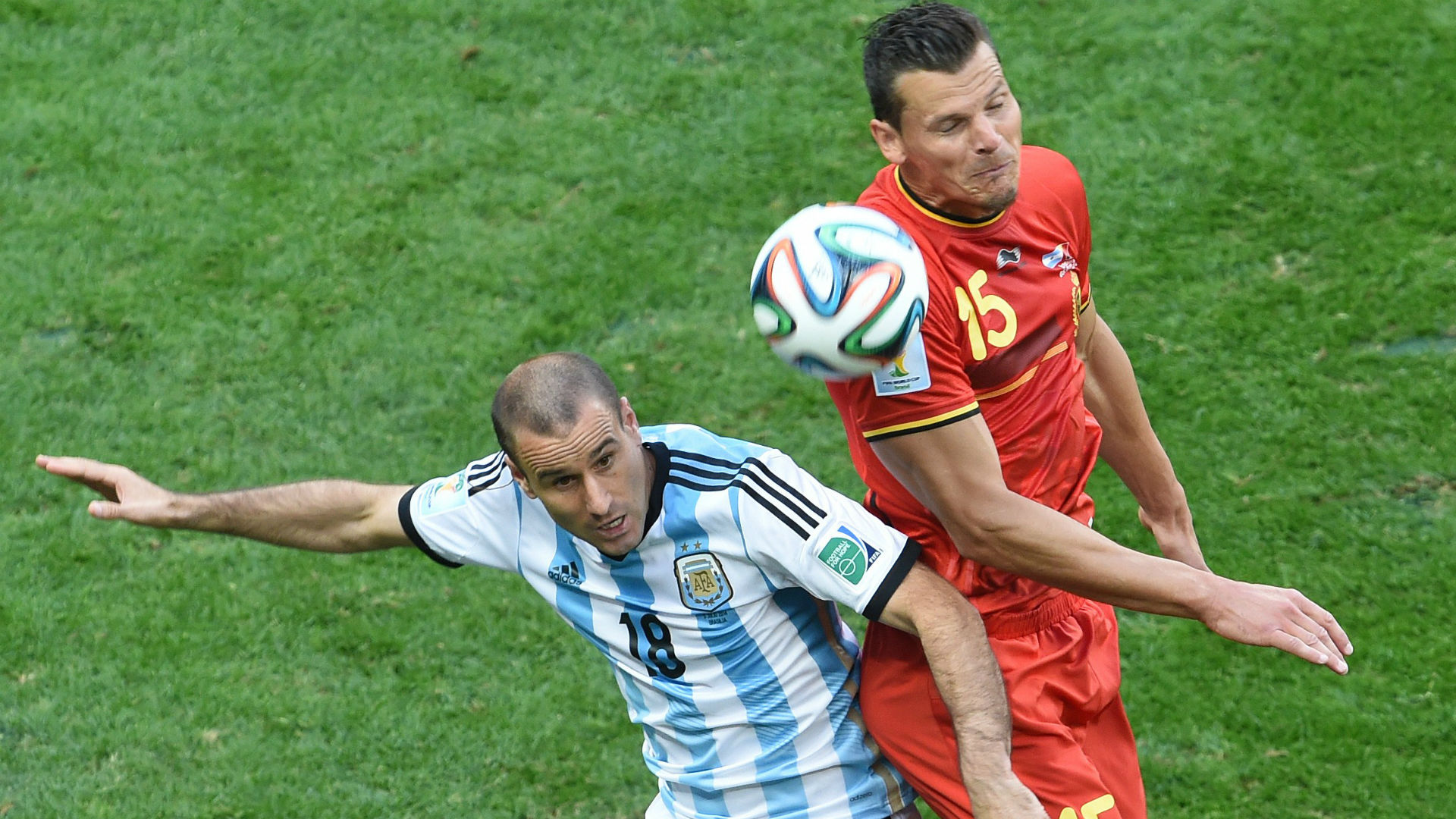 Scènes de liesse pour la qualification en finale — France-Belgique