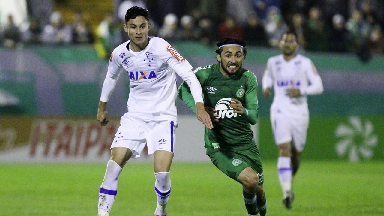 Resultado de imagem para Chapecoense 0-0 Cruzeiro