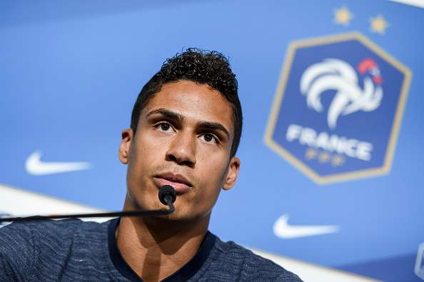 Sticker Chocolat Poulain 2020 Raphael Varane Equipe De France