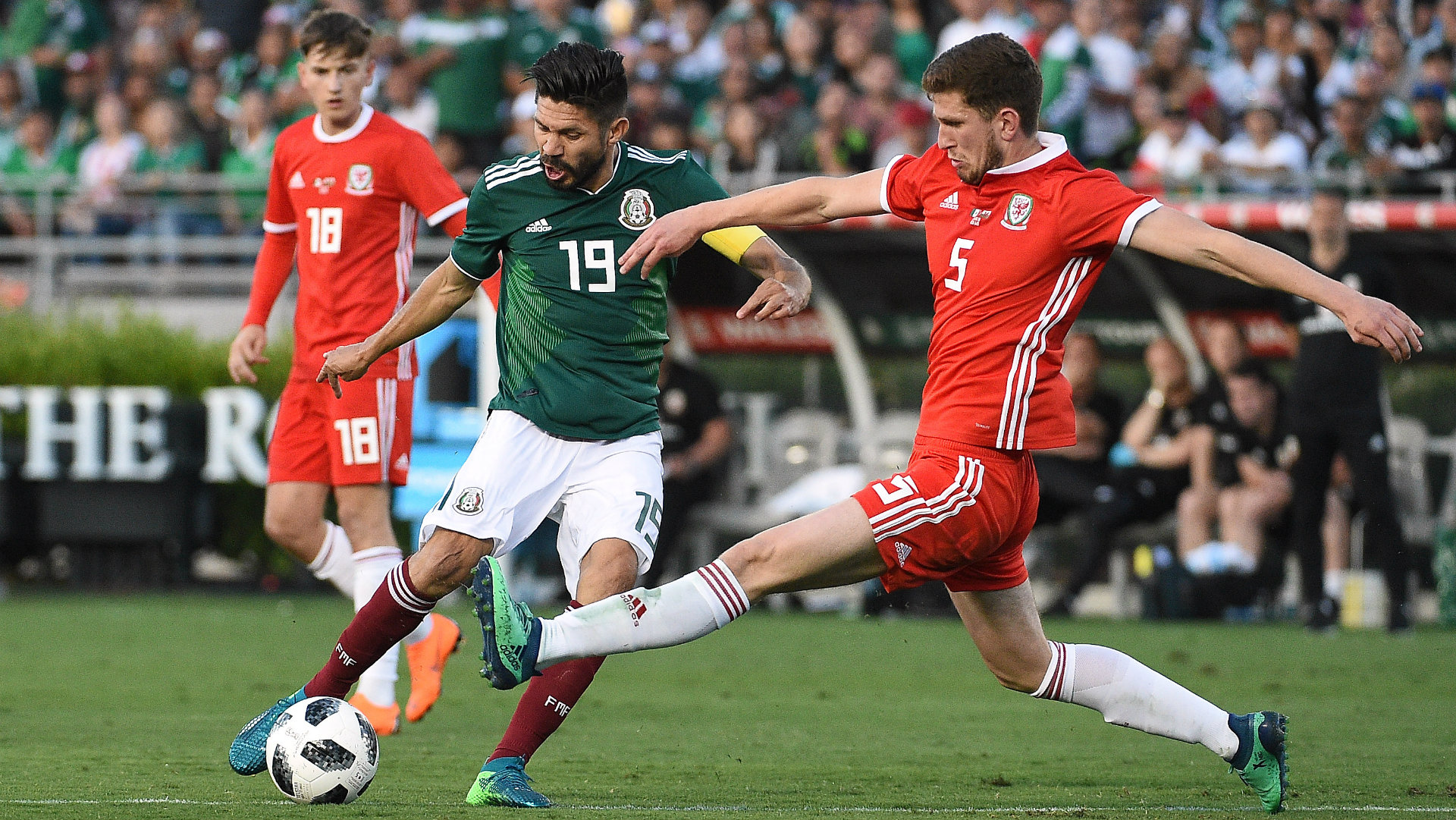 Oribe Peralta se retira de la Selección mexicana después del Mundial