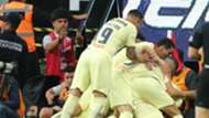 América